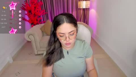 Snapshot of emmy_walker1 chatting on 02/26/25, 10:58 Emmy Walker online show from 02/26/25, 10:58