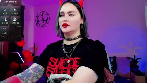 Emmy Bright     50  online show from 02/25/25, 05:41