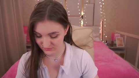 Snapshot of emmycharm chatting on 09/15/25, 05:51 E M M Y online show from 09/15/25, 05:51