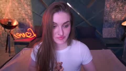 E M M Y online show from 03/29/26, 05:51