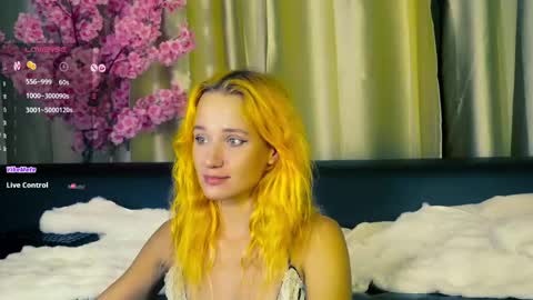 Emmylie online show from 05/12/26, 04:48