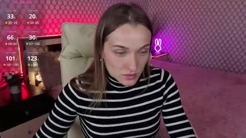 Snapshot of emmyskyy chatting on 09/17/25, 11:56 Emma online show from 09/17/25, 11:56