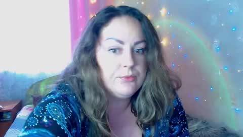 Snapshot of emmyxotty chatting on 12/31/24, 12:36 Emmy online show from 12/31/24, 12:36