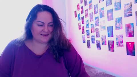 Snapshot of emmyxotty chatting on 02/10/25, 10:09 Emmy online show from 02/10/25, 10:09