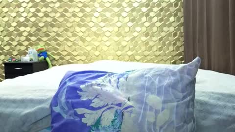 Emo online show from 02/06/26, 04:43