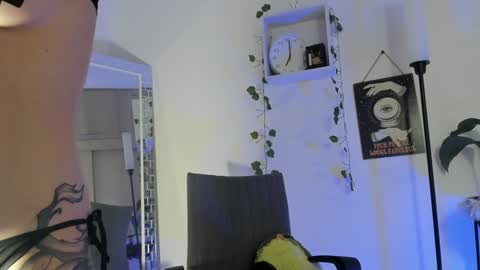 Emperatriz online show from 01/07/25, 12:03