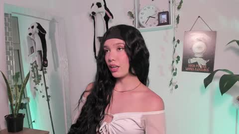 Emperatriz online show from 02/04/25, 08:38