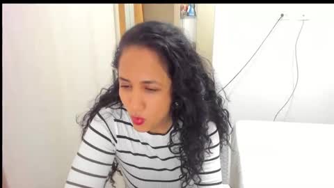 emperatriztapia online show from 11/11/25, 12:10