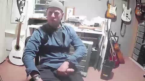 Snapshot of empirikal1 chatting on 02/15/25, 05:39 empirikal1 online show from 02/15/25, 05:39