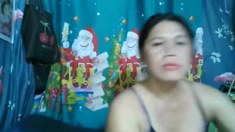 empress_del online show from 12/04/25, 04:44
