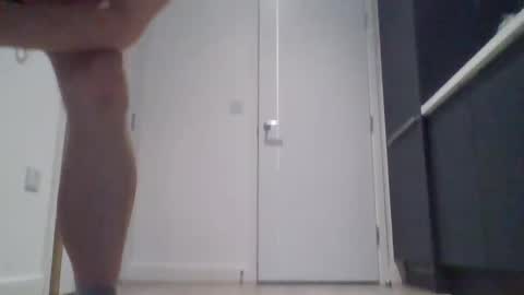 emrys2016833836 online show from 03/09/26, 12:53