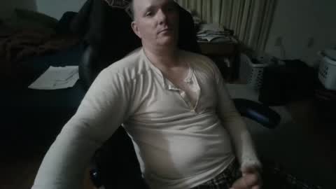 Snapshot of emsguy1 chatting on 12/11/24, 05:53 Matt online show from 12/11/24, 05:53