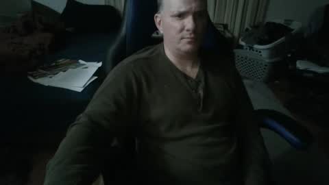 Snapshot of emsguy1 chatting on 02/13/25, 08:06 Matt online show from 02/13/25, 08:06