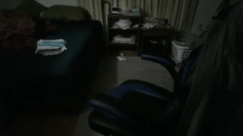 Snapshot of emsguy1 chatting on 02/24/25, 04:38 Matt online show from 02/24/25, 04:38