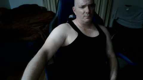Snapshot of emsguy1 chatting on 06/10/26, 02:56 Matt online show from 06/10/26, 02:56