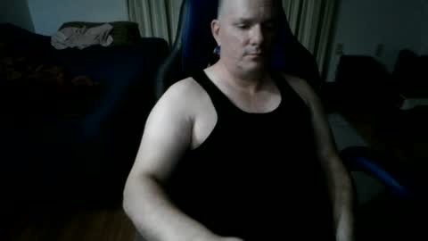 Snapshot of emsguy1 chatting on 06/18/26, 03:29 Matt online show from 06/18/26, 03:29