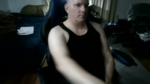 Snapshot of emsguy1 chatting on 07/01/26, 04:03 Matt online show from 07/01/26, 04:03