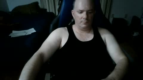 Snapshot of emsguy1 chatting on 07/06/26, 06:21 Matt online show from 07/06/26, 06:21