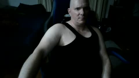 Snapshot of emsguy1 chatting on 07/14/26, 04:06 Matt online show from 07/14/26, 04:06