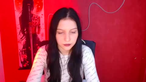 Snapshot of emxma chatting on 11/15/25, 12:45 Emma online show from 11/15/25, 12:45