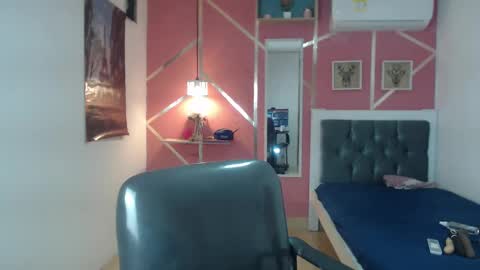 Emy online show from 02/27/25, 03:36