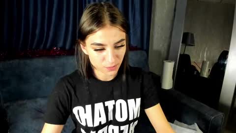 emy__angel online show from 12/16/24, 08:31