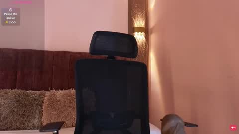 Emy online show from 02/24/26, 08:07