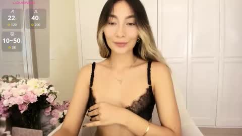 emyconneer online show from 03/12/26, 10:49