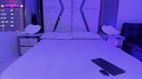 Emy Silver online show from 03/11/25, 01:01