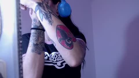 Snapshot of enchantressqueen chatting on 07/29/26, 10:41 EnchantressQueen online show from 07/29/26, 10:41