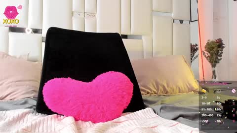 Enchanttress online show from 02/07/25, 05:20