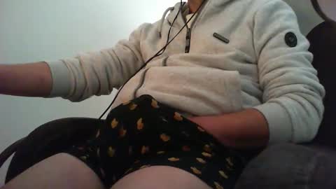 endearment115 online show from 12/01/24, 10:10