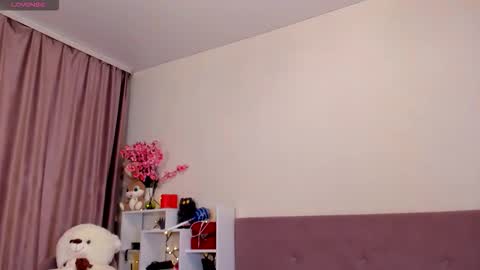 Snapshot of endless_polarity chatting on 02/17/26, 03:08 Vi online show from 02/17/26, 03:08