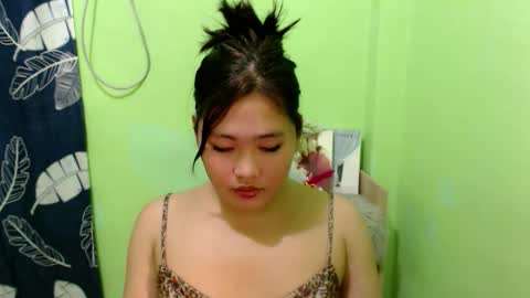 Eva online show from 10/15/25, 05:24