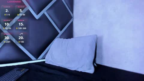 endrick_23 online show from 04/18/26, 05:33