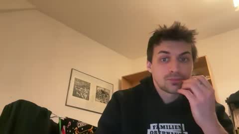 Snapshot of enemaboiii chatting on 12/22/25, 07:00 enemaboiii online show from 12/22/25, 07:00