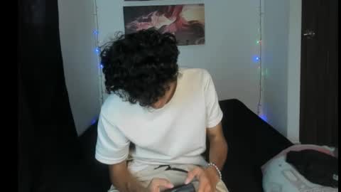 Snapshot of energy_lover137 chatting on 02/04/26, 05:52 Salo online show from 02/04/26, 05:52