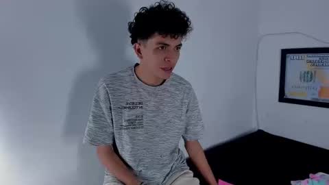 Salo online show from 03/20/26, 01:43