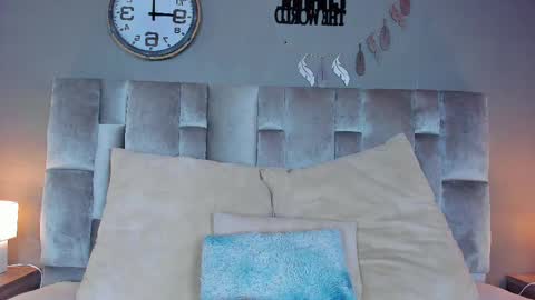 Snapshot of engelstone_ chatting on 02/24/25, 07:30 E N G E L online show from 02/24/25, 07:30