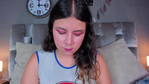 Snapshot of engelstone_ chatting on 02/25/25, 07:36 E N G E L online show from 02/25/25, 07:36