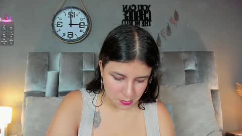 Snapshot of engelstone_ chatting on 02/26/25, 07:27 E N G E L online show from 02/26/25, 07:27