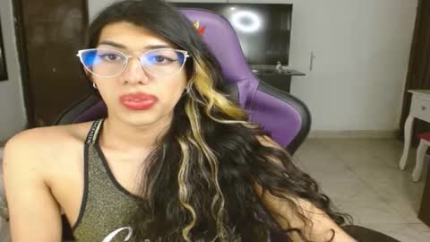 Snapshot of engiel_phoenix chatting on 01/29/25, 12:56 Engiel phoenix instagram engiel 13 online show from 01/29/25, 12:56