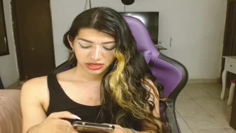 Snapshot of engiel_phoenix chatting on 01/31/25, 08:43 Engiel phoenix instagram engiel 13 online show from 01/31/25, 08:43
