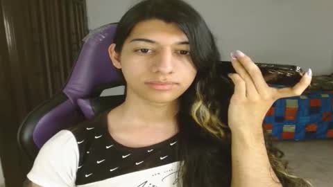 Snapshot of engiel_phoenix chatting on 10/18/25, 01:30 Engiel phoenix instagram engiel 13 online show from 10/18/25, 01:30