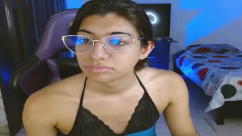 Snapshot of engiel_phoenix chatting on 05/05/26, 11:24 Engiel phoenix instagram engiel 13 online show from 05/05/26, 11:24