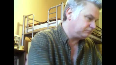 englishguysurrey online show from 01/12/25, 03:36