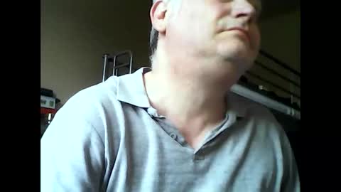 Snapshot of englishguysurrey chatting on 06/03/26, 04:59 englishguysurrey online show from 06/03/26, 04:59