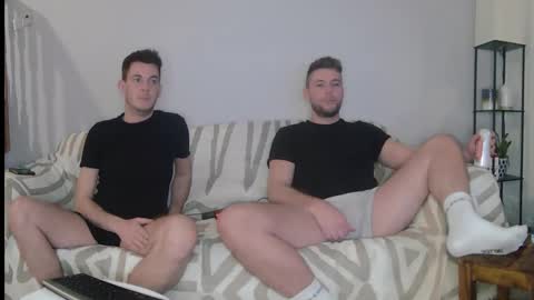 Snapshot of englishladxxx chatting on 12/18/24, 10:57 Englishladxxx online show from 12/18/24, 10:57