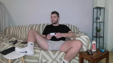 Snapshot of englishladxxx chatting on 01/26/25, 11:39 Englishladxxx online show from 01/26/25, 11:39