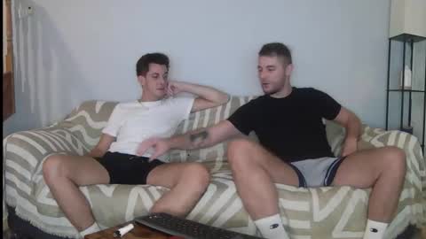 Snapshot of englishladxxx chatting on 10/05/25, 08:07 Englishladxxx online show from 10/05/25, 08:07